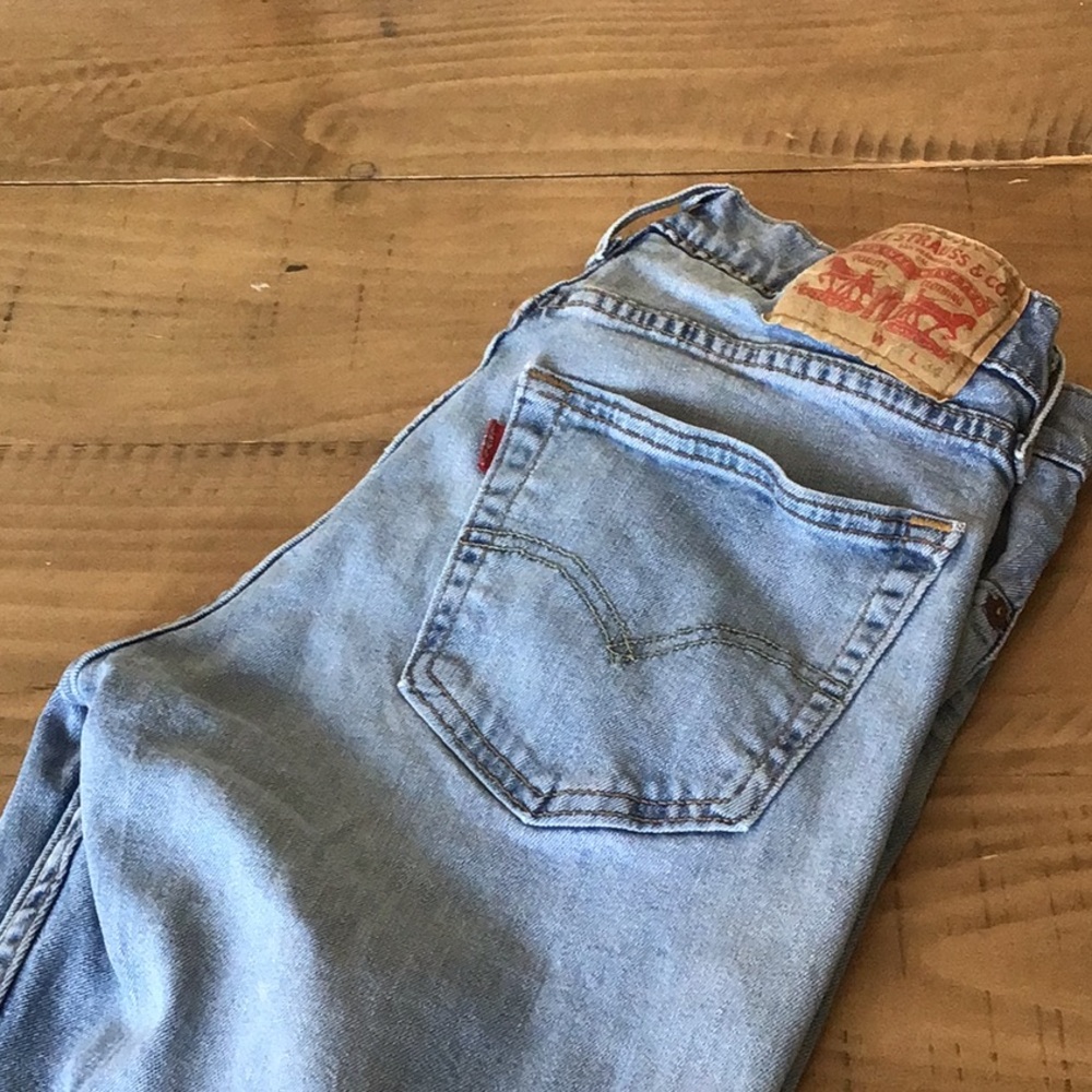Levi Strauss Jeans - Picture 12 of 15